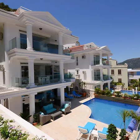Mavisu 2 * Kaş